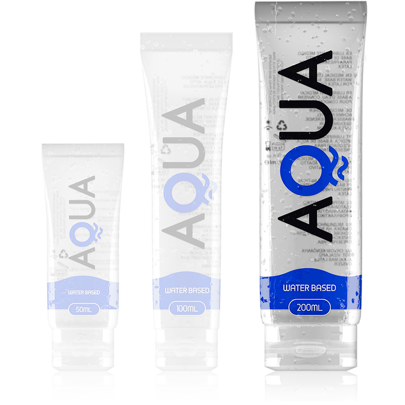 Close-up do lubrificante AQUA QUALITY à base de água 200 ML, mostrando a embalagem transparente e a textura suave do produto.