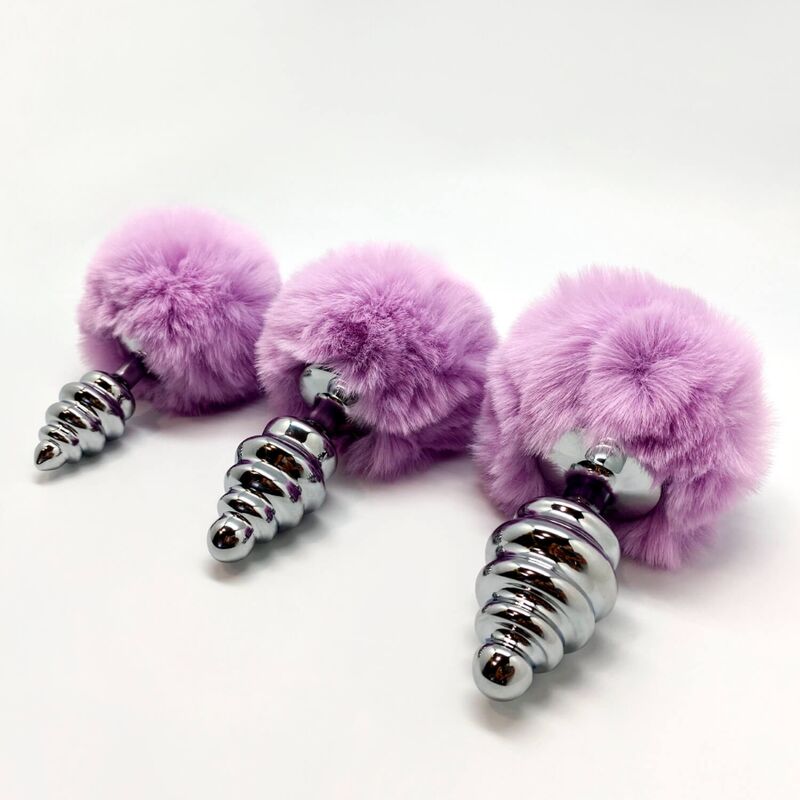 Close-up do ALIVE Plug Anal Metal Espiral Fluffy Violeta Tamanho S, mostrando seu design único e cauda macia.