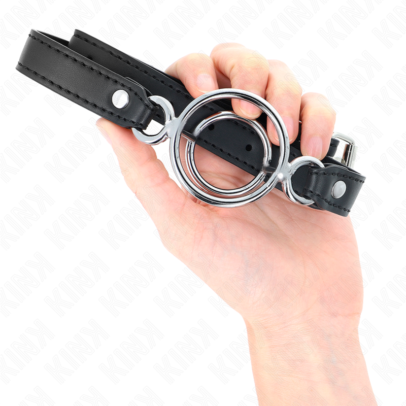 KINK GAG com Múltiplos O-Rings 5cm Preto, um acessório BDSM essencial para submissão e controlo.