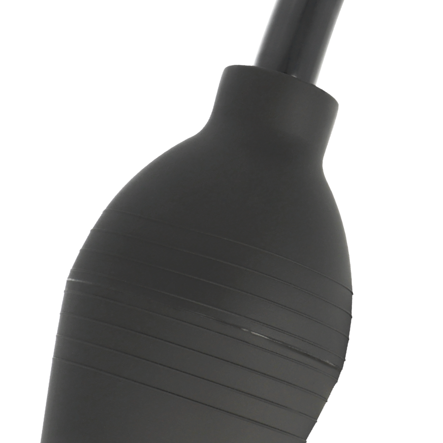 ADDICTED TOYS Squeeze Clean Higienizador Anal Preto para uma limpeza confortável e segura.