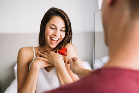 Desmistificando o Prazer: O Guia Essencial de Brinquedos Sexuais para Iniciantes