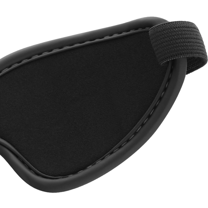 Máscara Cega BEGME Black Edition Premium em couro vegano elástico para BDSM