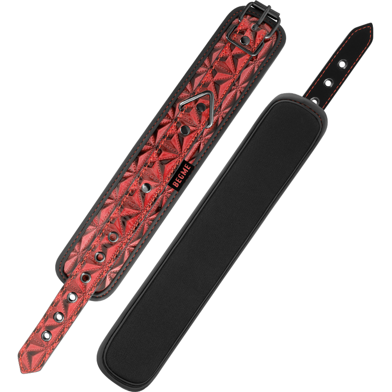 Close-up das Algemas BEGME Premium Red Edition com Forro de Neoprene, destacando o couro vegano e o acolchoamento.