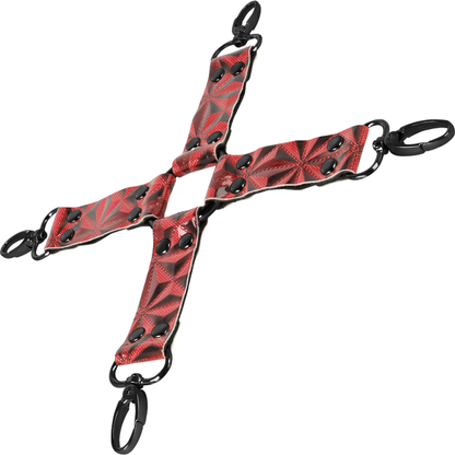Gravata BDSM de Pescoço BEGME Red Edition em couro vegano para bondage.