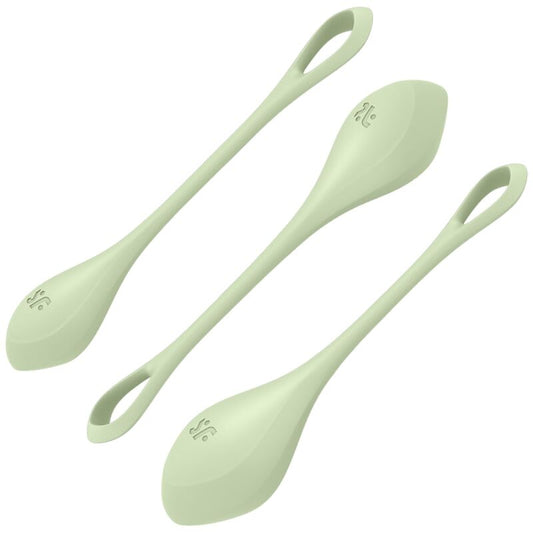 Close-up do conjunto Satisfyer Yoni Power 2 Verde, mostrando as três bolas de treino pélvico de silicone de grau médico.