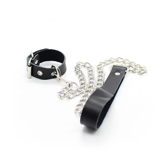 Ohmama Fetish Colar para Pênis com Alça de Couro e Corrente de Metal, detalhe do couro e da corrente.