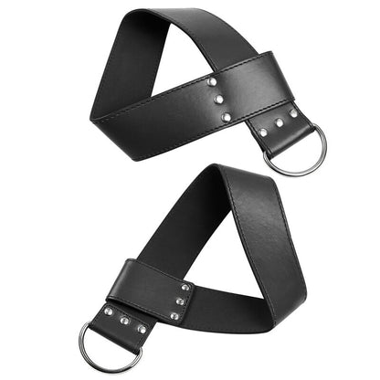 Algemas de Suspensão Ohmama Fetish para Pulso e Tornozelo, detalhe do material PVC e metal.