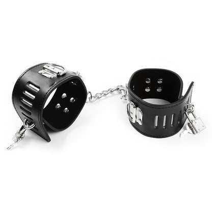 Detalhe das Restrições de Tornozelo Ohmama Fetish Estilo Hasp Ajustáveis para BDSM