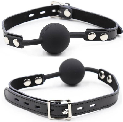 Ohmama Fetish Gag de Bola de Silicone com Cinto de Couro e Cadeado, mostrando a bola de silicone preta e o cinto de couro ajustável.