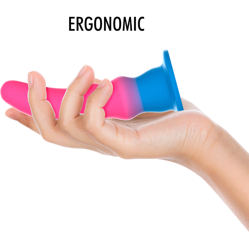MYTHOLOGY Dildo Kuno Utopia M de silicone para estimulação anal, apresentando suas duas protuberâncias marcadas e cores neon.