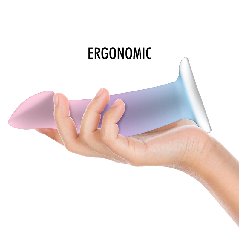 Dildo MYTHOLOGY Garrick Nayade M de silicone premium, com base de sucção para diversas posições.
