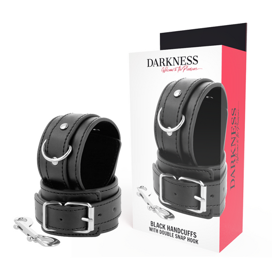 Close-up das Algemas Pretas Ajustáveis Darkness, mostrando o detalhe do couro PVC e a fita de reforço.