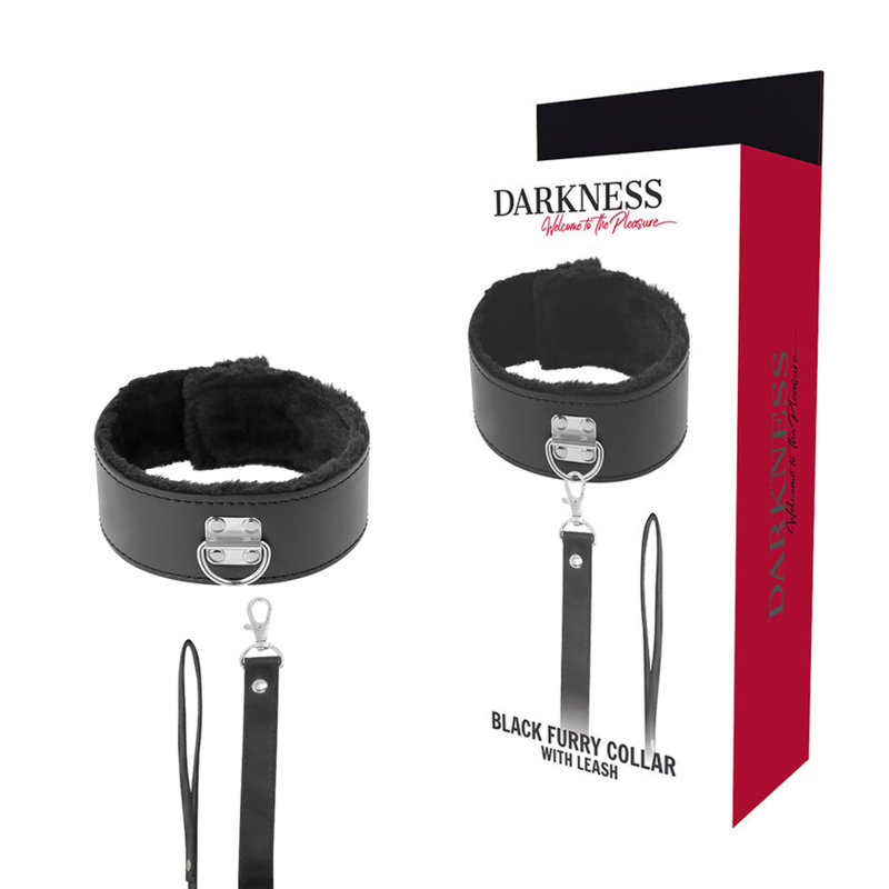 Colar BDSM Darkness forrado com corrente preta, design elegante e ajustável para conforto e controlo.