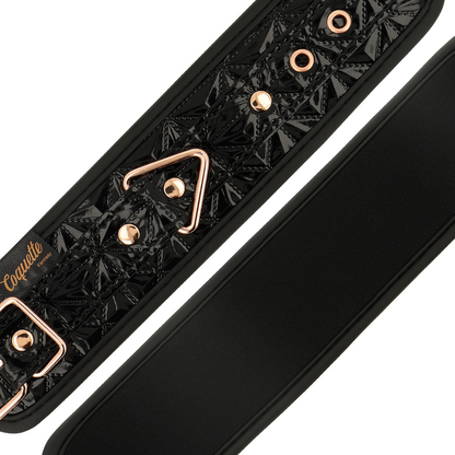 COQUETTE CHIC DESIRE Algemas de Couro Vegano com Forro de Neoprene