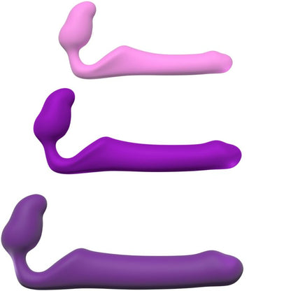 Close-up do ADRIEN LASTIC Queens Dildo Strap-On Flexível Dupla Penetração em silicone roxo.