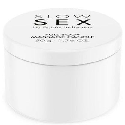 Vela de massagem corporal BIJOUX Slow Sex 50G com óleos naturais, ideal para momentos sensuais e relaxantes.