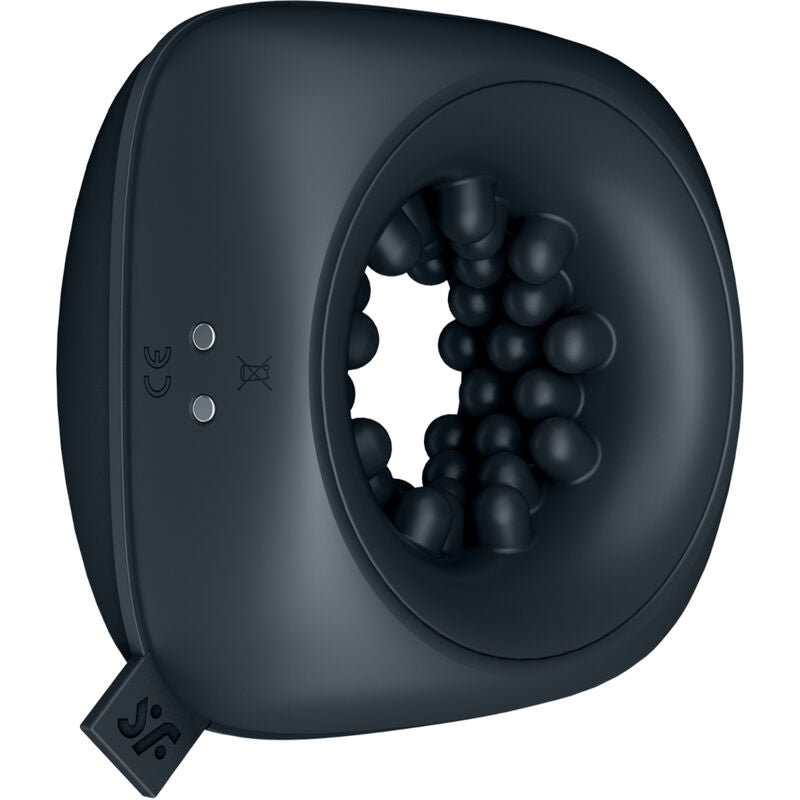 Satisfyer Ring Stroker Masturbador Masculino Vibratório Portátil com design ergonómico de silicone.