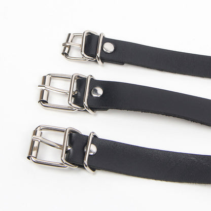 Arnês Corset Subblime de couro preto com detalhes de corrente, design elegante e sedutor.