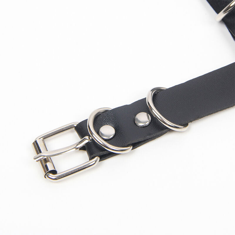 Sutiã Arnês SUBBLIME com correntes e detalhe estrela, em couro preto, tamanho único, mostrando o design elegante e sedutor.