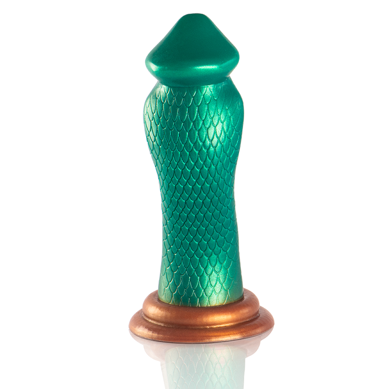 Close-up of the EPIC CYBERSILICOCK Dildo Python Cobra Verde, highlighting its realistic texture and vibrant green color.
