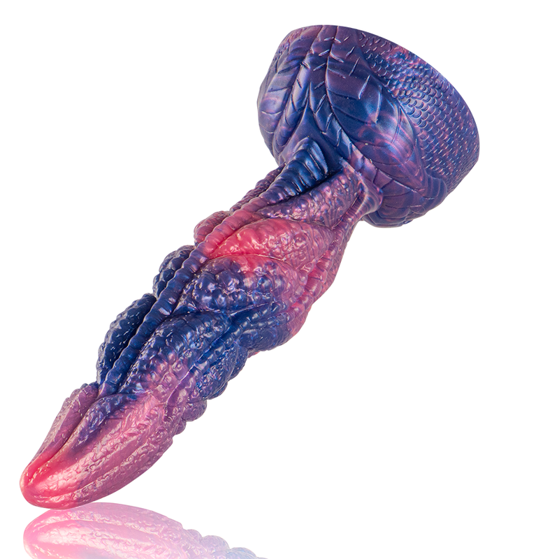Dildo Dionysus EPIC CYBERSILICOCK em silicone com design vibrante e contornos estimulantes para prazer intenso.