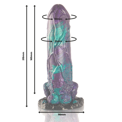 Close-up do Dildo EPIC Basilisk, mostrando seu design duplo escamoso e cor vibrante.