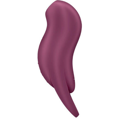 Close-up do Satisfyer Pocket Pro 1 Vibrador de Ondas de Pressão e Vibração Garnet, mostrando seu design curvo e cor vibrante.