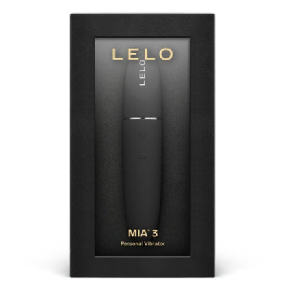 Close-up do LELO MIA 3 Vibrador Pessoal Discreto Preto, destacando seu design compacto e elegante.