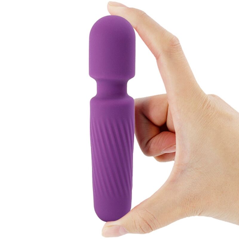 Close-up do Mini Massageador e Vibrador Armony Recarregável de 10 Vibrações na cor roxa, destacando seu design e material.