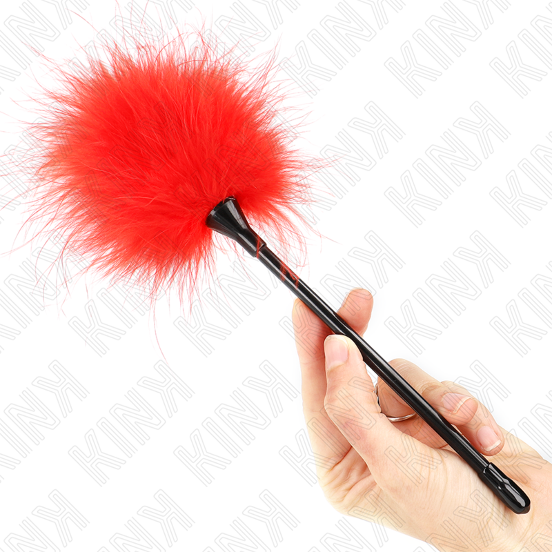 KINK Penas de Cócegas Vermelhas 27cm, ideais para exploração sensorial BDSM.