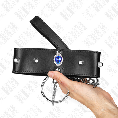 KINK Colar BDSM com Alça e Diamantes Azuis, ajustável para controle e estilo.