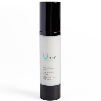 Close-up do creme 500 COSMETICS U-Skin XtraMoisturizing, ideal para hidratação e recuperação da pele tatuada.