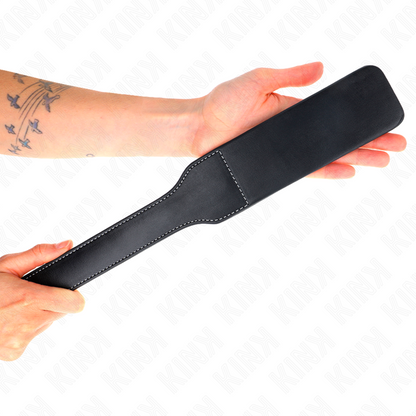 Pá de cabo longo fino KINK, ideal para jogos BDSM de impacto e exploração sensorial.