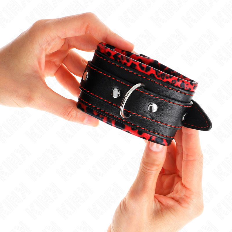 Algema de pulso KINK ajustável com forro de pele em vermelho e preto.