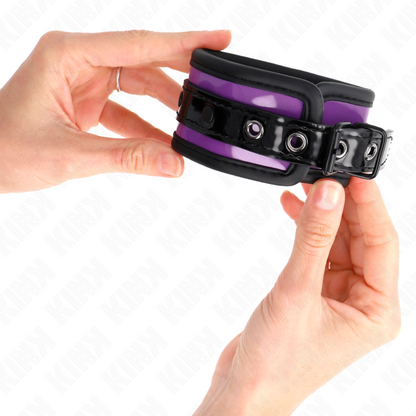 KINK Punhos de Neoprene Roxo Ajustáveis, detalhe do material e fecho para BDSM.