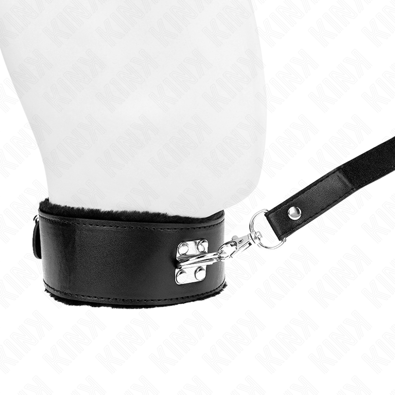 Colar com Trela KINK Preto Ajustável com Pregos Prata para BDSM.