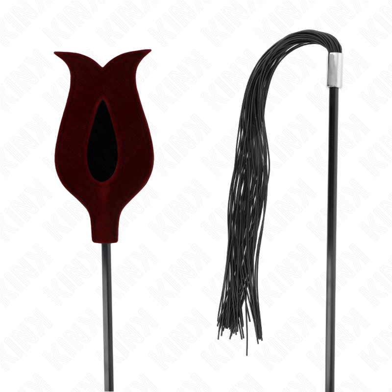 Close-up do Chicote de Borla de Silicone KINK Forma de Rosa 45 CM, mostrando seu design elegante e textura suave.
