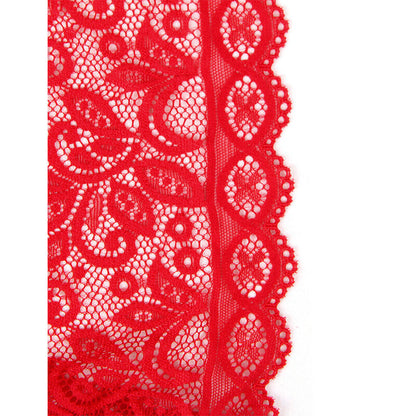 Detalhe do Body Open Cup Vermelho S/M da SUBBLIME, realçando o design sensual e a qualidade do tecido.