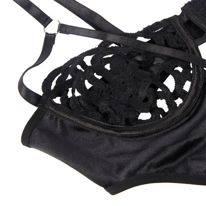 Close-up do Body Sexy de Renda Preto S/M da SUBBLIME, mostrando a textura da renda e o design elegante.