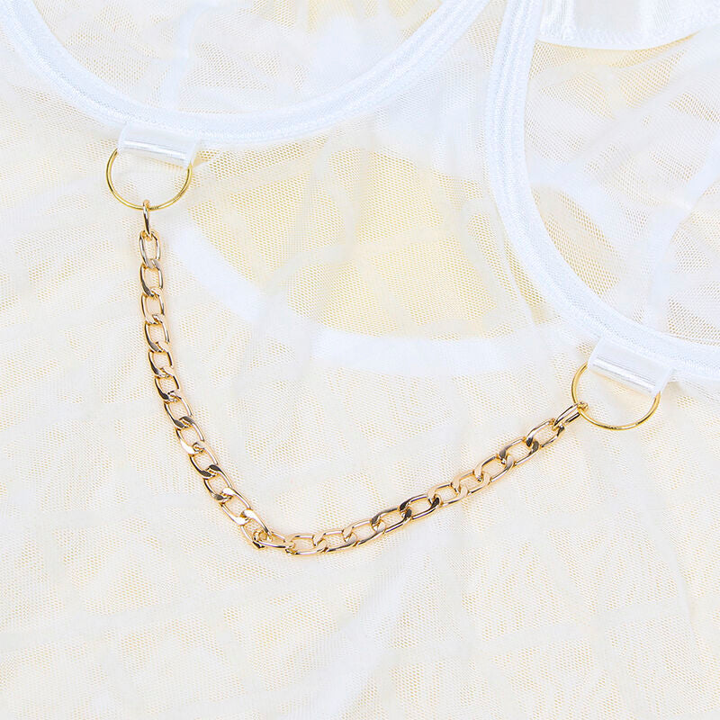 Close-up do Body Subblime Sexy com Correntes e Cinto-Liga branco, mostrando detalhes do design e material.