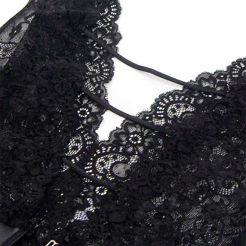 Body sexy preto SUBBLIME com cinta-liga integrada, detalhe da renda e design sedutor.