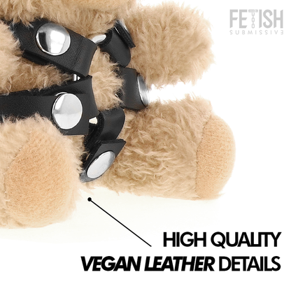 Urso de pelúcia BDSM Bongo da FETISH SUBMISSIVE com arreio de argola e acessórios.