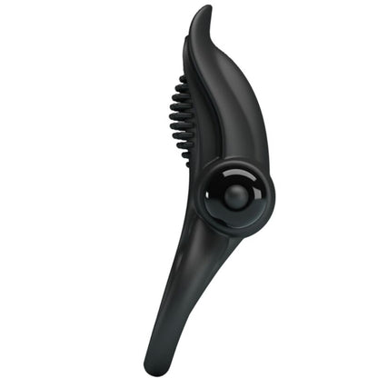 Close-up do PRETTY LOVE Anel Vibratório Duplo com Estimulador de Clítoris 10 Funções Preto, mostrando seu design ergonómico e material de silicone suave.