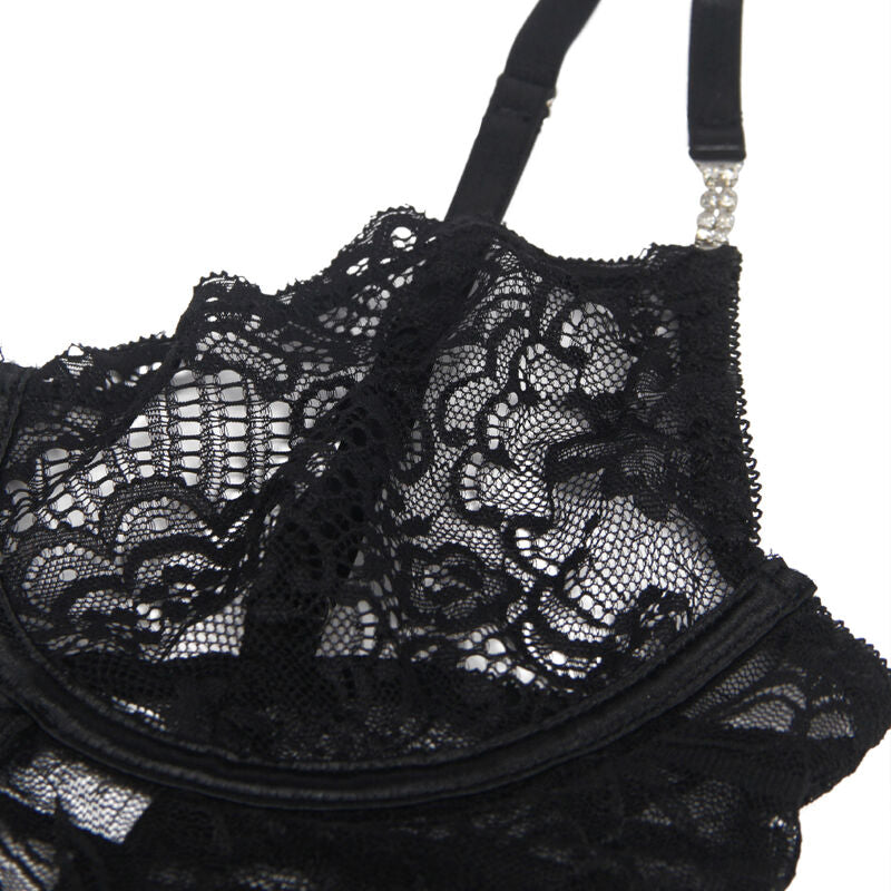 Babydoll de Renda SUBBLIME preto com alças ajustáveis, destacando a delicadeza da renda.
