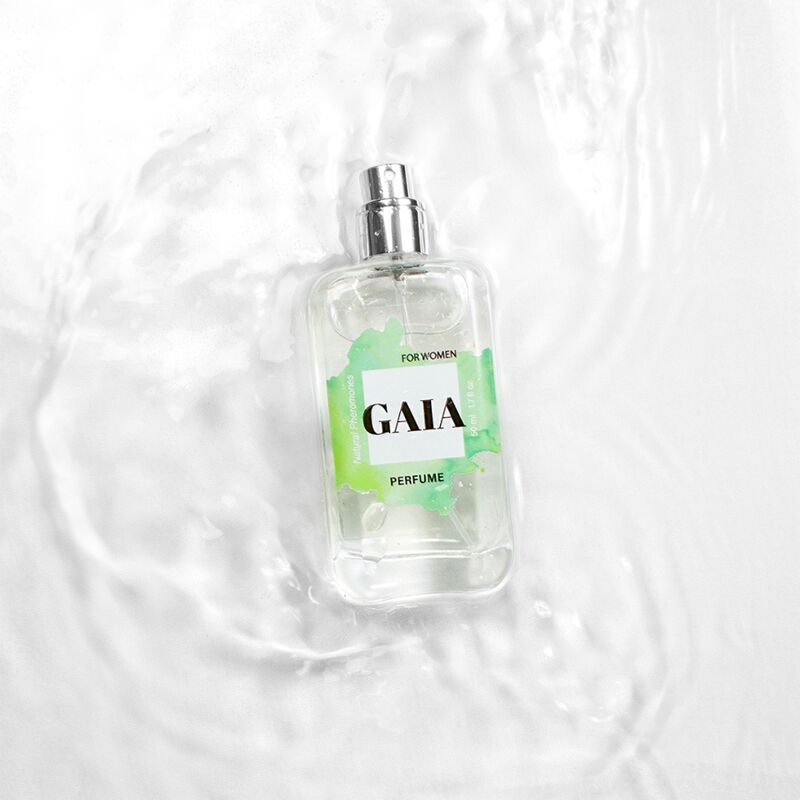 Frasco de perfume SECRETPLAY Gaia com feromonas naturais para mulheres, 50ml, exibindo design elegante e sedutor.