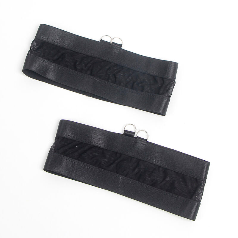 Conjunto de lingerie bondage preto SUBBLIME com sutiã e cinta-liga, destacando o design sensual e materiais de alta qualidade.