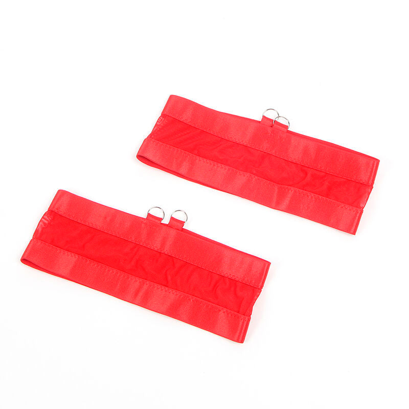 SUBBLIME Conjunto Lingerie Estilo Bondage Vermelho com Liga em detalhe, mostrando o tecido e design sensual.