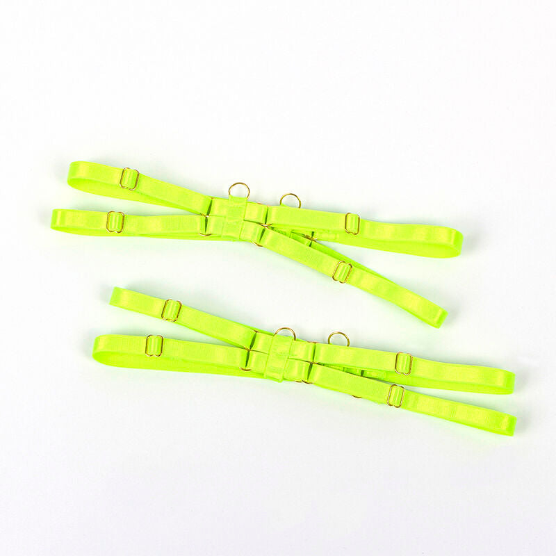 Imagem do Conjunto de Lingerie SUBBLIME Verde Fluorescente com detalhes de corte vazado e alças.