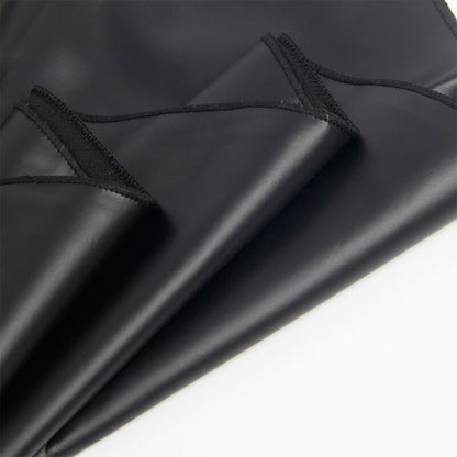 SUBBLIME Vestido com Alças Couro PU Preto, destacando a textura e o design sensual