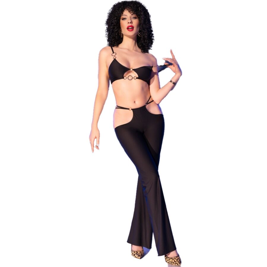 Conjunto Top e Legging Preto com Acessórios Dourados